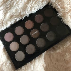 MAC Eye Shadow X 15 - Cool Neutral